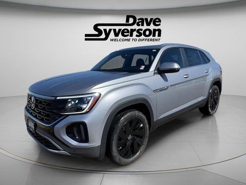 New 2026 Volkswagen Atlas Cross Sport SE AWD/4WD image 1