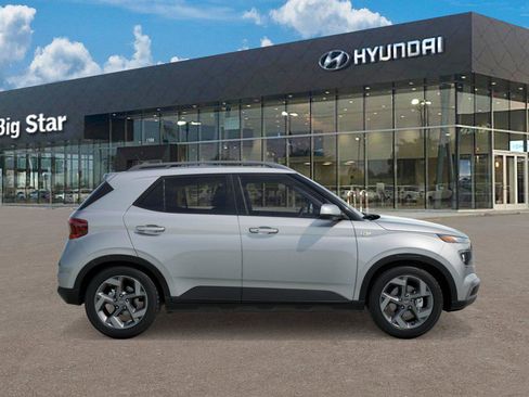 New 2026 Hyundai Venue SEL image 7