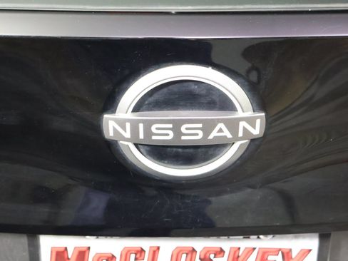 Used 2025 Nissan Leaf S FWD image 9