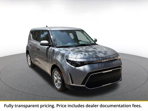 Used 2025 Kia Soul LX w/ LX Technology Package FWD image 1