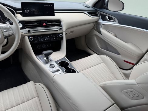 Used 2026 Genesis G70 2.5T Prestige RWD image 18