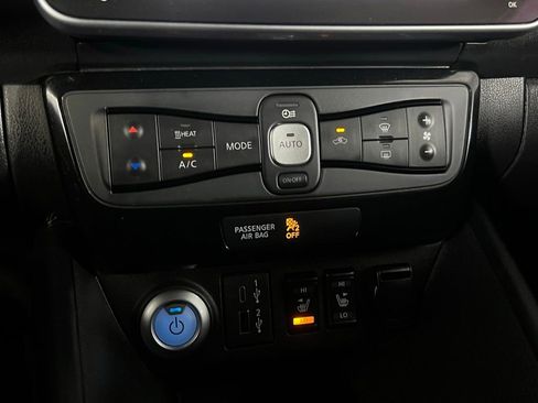 Used 2024 Nissan Leaf SV Plus image 21