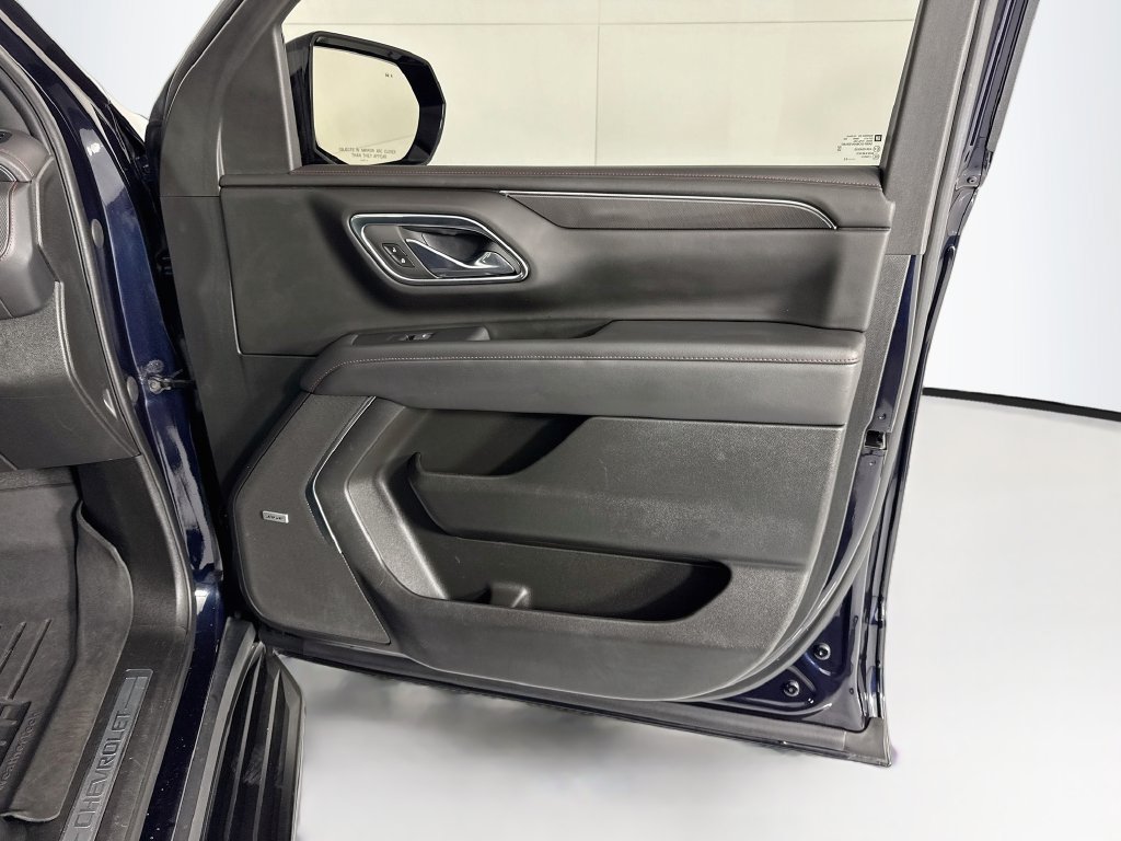 Used 2023 Chevrolet Tahoe RST w/ Luxury Package RWD image 25