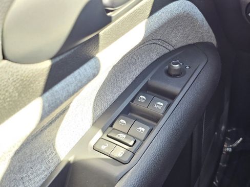 New 2026 Jeep Compass Latitude image 18