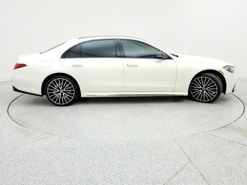 Certified 2023 Mercedes-Benz S 500 4MATIC image 4