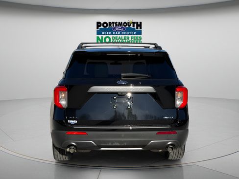 Used 2022 Ford Explorer XLT w/ Equipment Group 202A AWD/4WD image 30