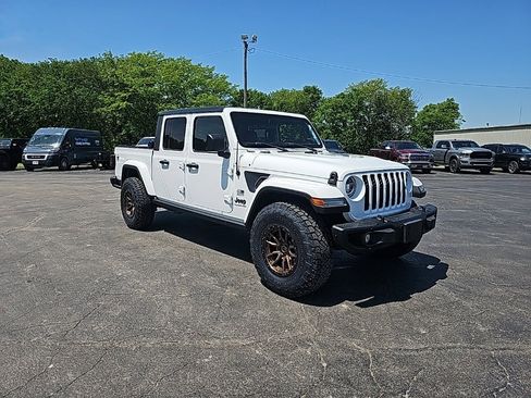 Used 2021 Jeep Gladiator Sport image 7