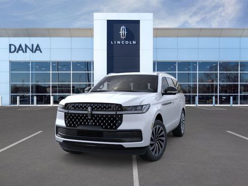 New 2025 Lincoln Navigator Black Label image 2
