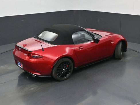 Used 2016 MAZDA MX-5 Miata Club w/ Brembo/BBS Package image 30