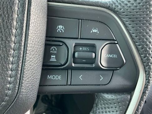 Used 2024 Toyota Tacoma TRD Off-Road w/ TRD Off Road Upgrade Package AWD/4WD image 28