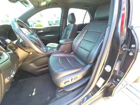 Used 2022 Chevrolet Equinox RS w/ RS Leather Package FWD image 14