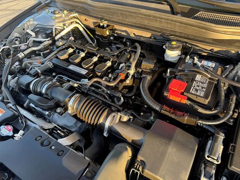 Used 2019 Honda Accord EX image 25