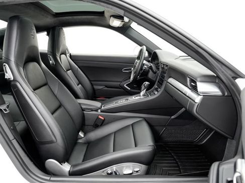 Certified 2018 Porsche 911 Carrera RWD image 24