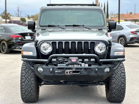 Used 2020 Jeep Wrangler Sport image 4