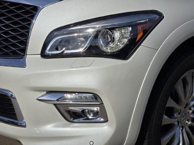 Used 2016 INFINITI QX80 4WD w/ Deluxe Technology Package image 8