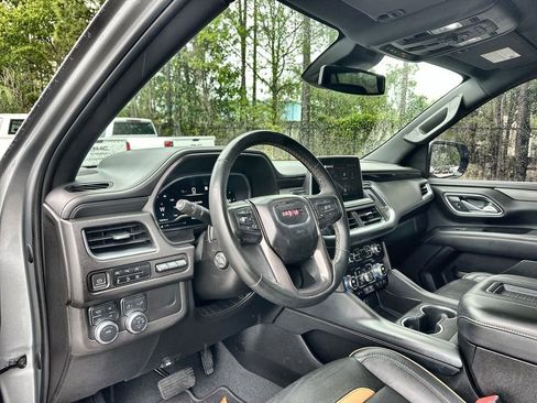 Certified 2023 GMC Yukon AT4 w/ AT4 Premium Package AWD/4WD image 10