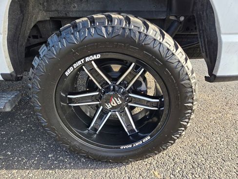 Used 2023 Ford F150 Lariat w/ Equipment Group 502A High image 44