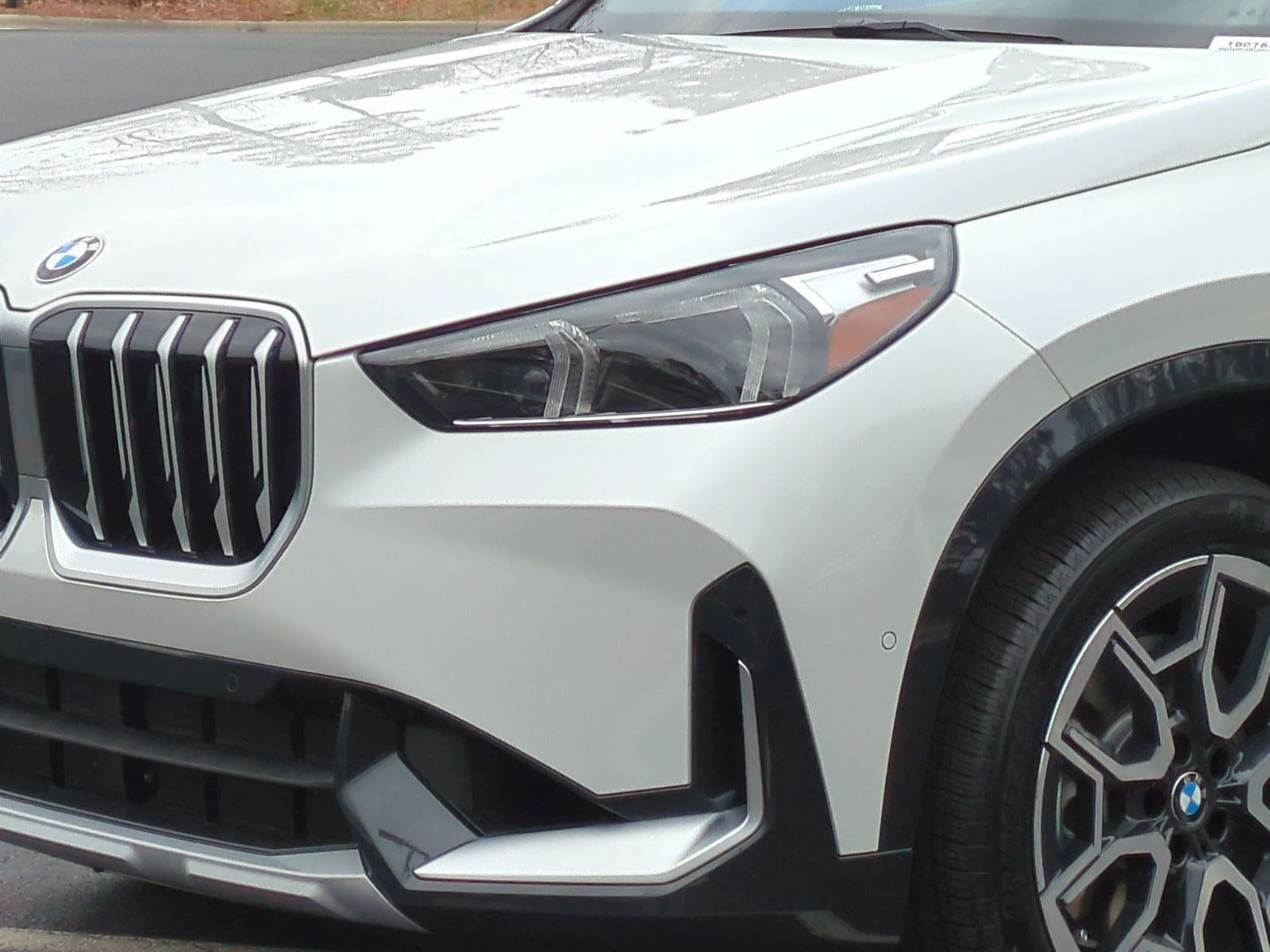 Used 2026 BMW X1 xDrive28i w/ Convenience Package AWD/4WD image 6
