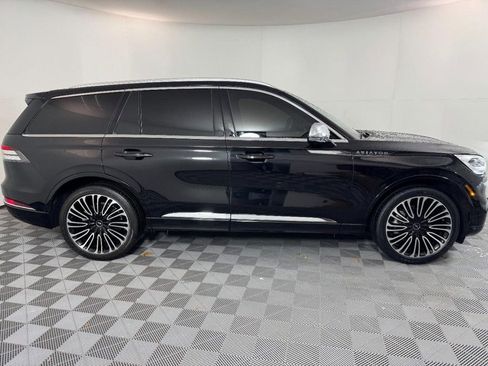 Used 2022 Lincoln Aviator Black Label w/ Dynamic Handling Package image 2