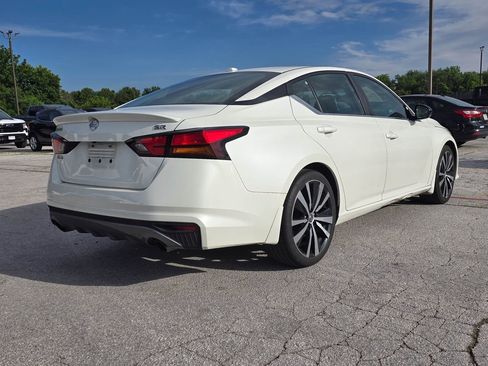 Used 2019 Nissan Altima 2.5 SR w/ SR Premium Package FWD image 6