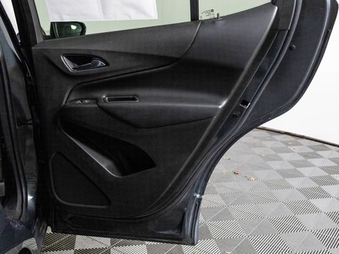 Used 2019 Chevrolet Equinox LT image 38