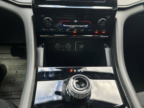 New 2025 Jeep Grand Cherokee L Laredo image 45