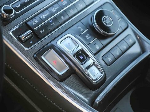 Used 2023 Hyundai Santa Fe Calligraphy w/ Cargo Package image 18