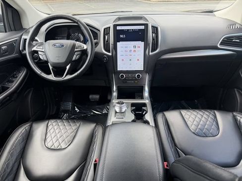 Used 2024 Ford Edge Titanium AWD/4WD image 32