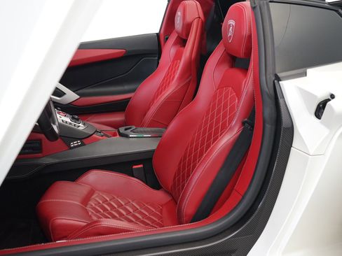 Used 2019 Lamborghini Aventador S image 20