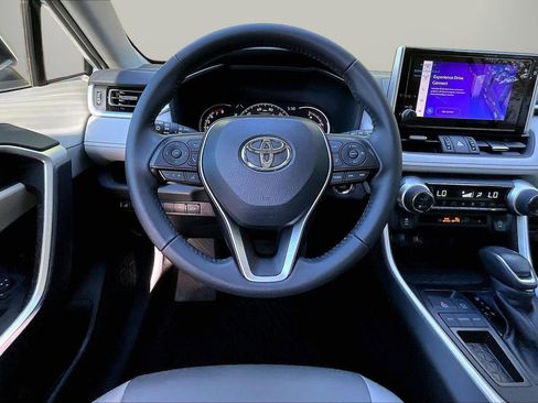 Used 2024 Toyota RAV4 XLE Premium FWD image 11