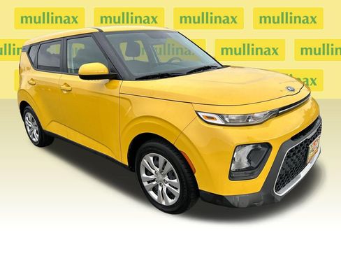 Used 2020 Kia Soul LX FWD image 1
