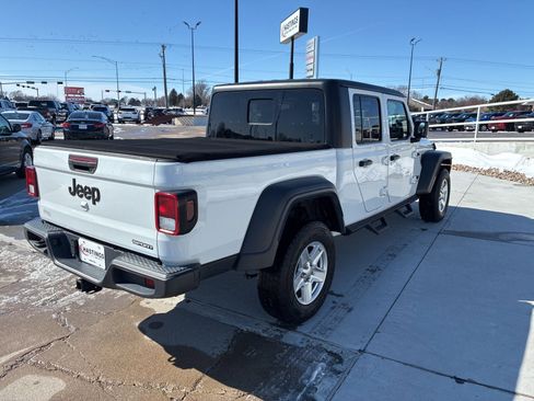 Used 2020 Jeep Gladiator Sport w/ Quick Order Package 24S image 7