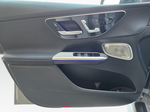 New 2027 Mercedes-Benz GLC 300 4MATIC image 32