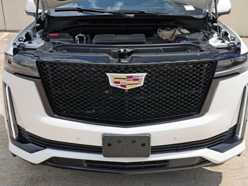 Used 2022 Cadillac Escalade Sport Platinum AWD/4WD image 8