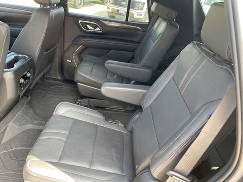 Used 2023 Chevrolet Tahoe RST w/ Luxury Package RWD image 24