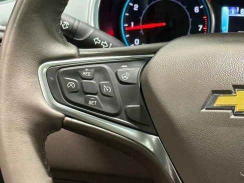 Used 2018 Chevrolet Malibu Premier w/ Premier Sun and Wheel Package FWD image 16