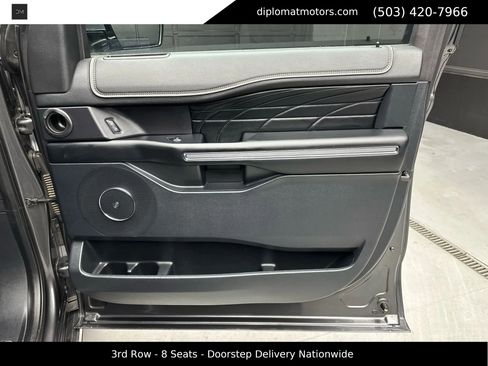 Used 2018 Ford Expedition Max Platinum image 30
