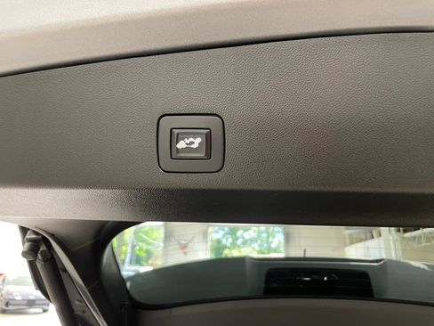 Used 2021 Buick Encore GX Essence w/ Advanced Technology Package AWD/4WD image 25
