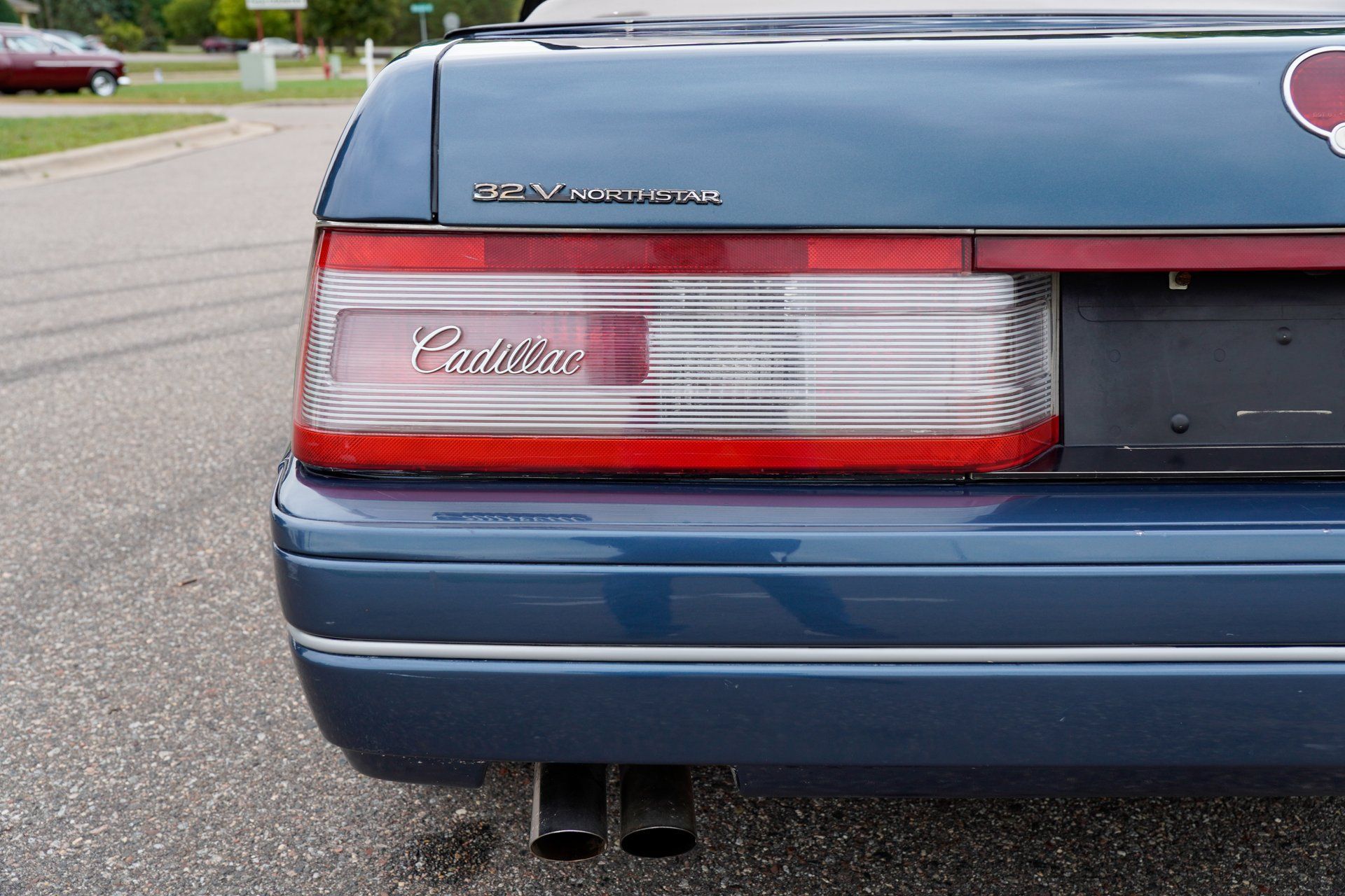 Used 1993 Cadillac Allante FWD image 38
