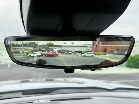 Used 2024 GMC Sierra 1500 AT4X image 9