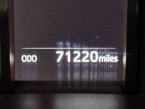 Used 2020 Toyota 4Runner SR5 Premium AWD/4WD image 29