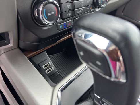 Used 2019 Ford F150 Lariat AWD/4WD image 21