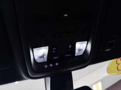 Used 2023 Cadillac XT6 Premium Luxury image 58