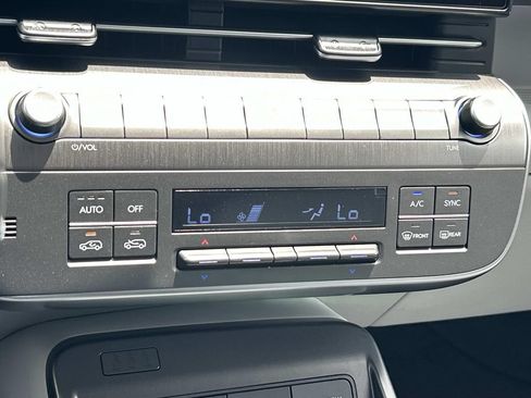 New 2026 Hyundai Kona SEL Premium FWD image 34