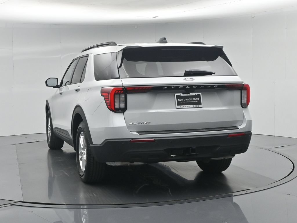 New 2027 Ford Explorer Active RWD image 28