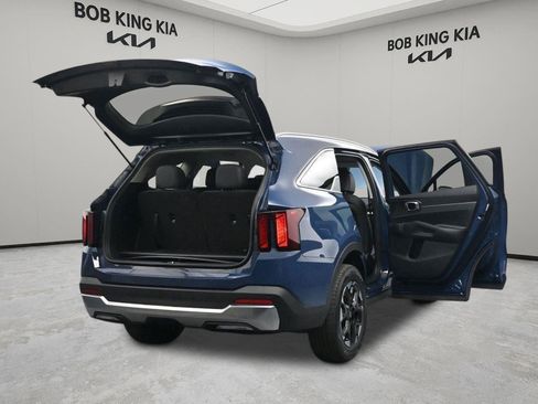 New 2026 Kia Sorento S AWD/4WD image 21