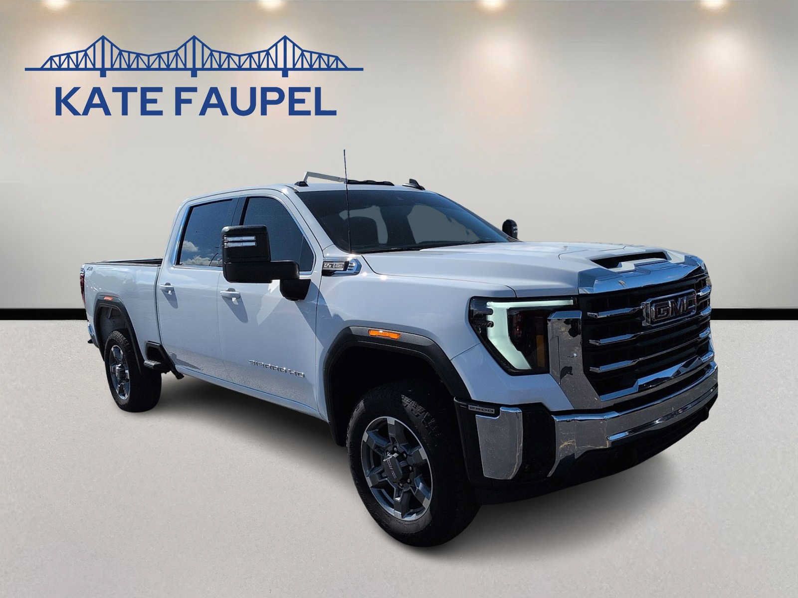 Used 2025 GMC Sierra 2500 SLE w/ SLE Convenience Package AWD/4WD image 1