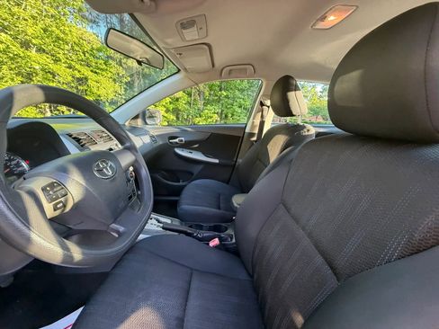 Used 2011 Toyota Corolla S FWD image 13