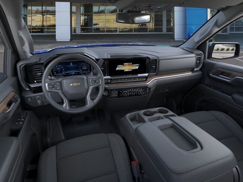 New 2025 Chevrolet Silverado 1500 LT w/ Convenience Package II AWD/4WD image 16
