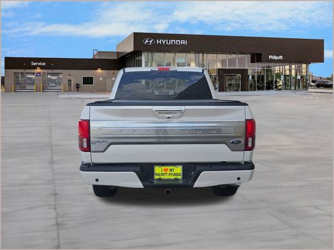 Used 2018 Ford F150 Platinum w/ Equipment Group 701A Luxury image 8